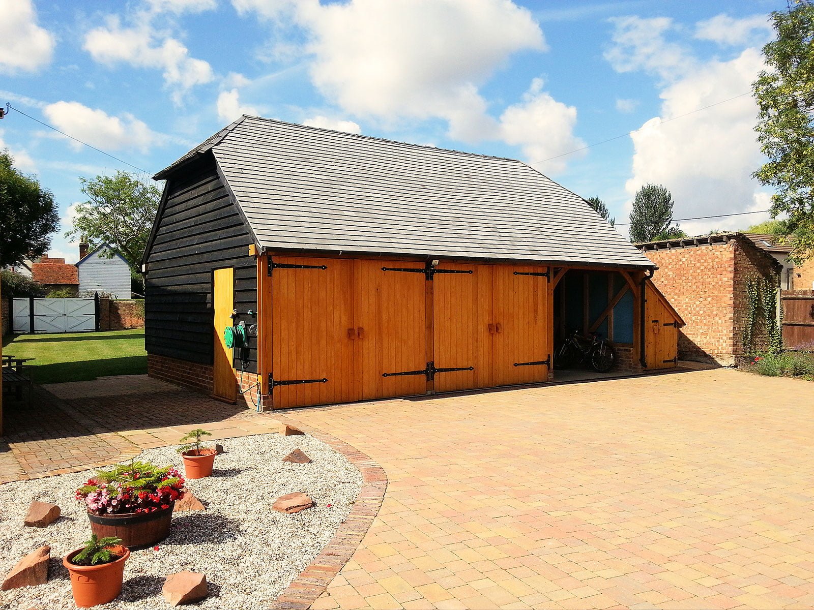 Oak Framed Garage Prices in the UK A Guide to Determining Costs